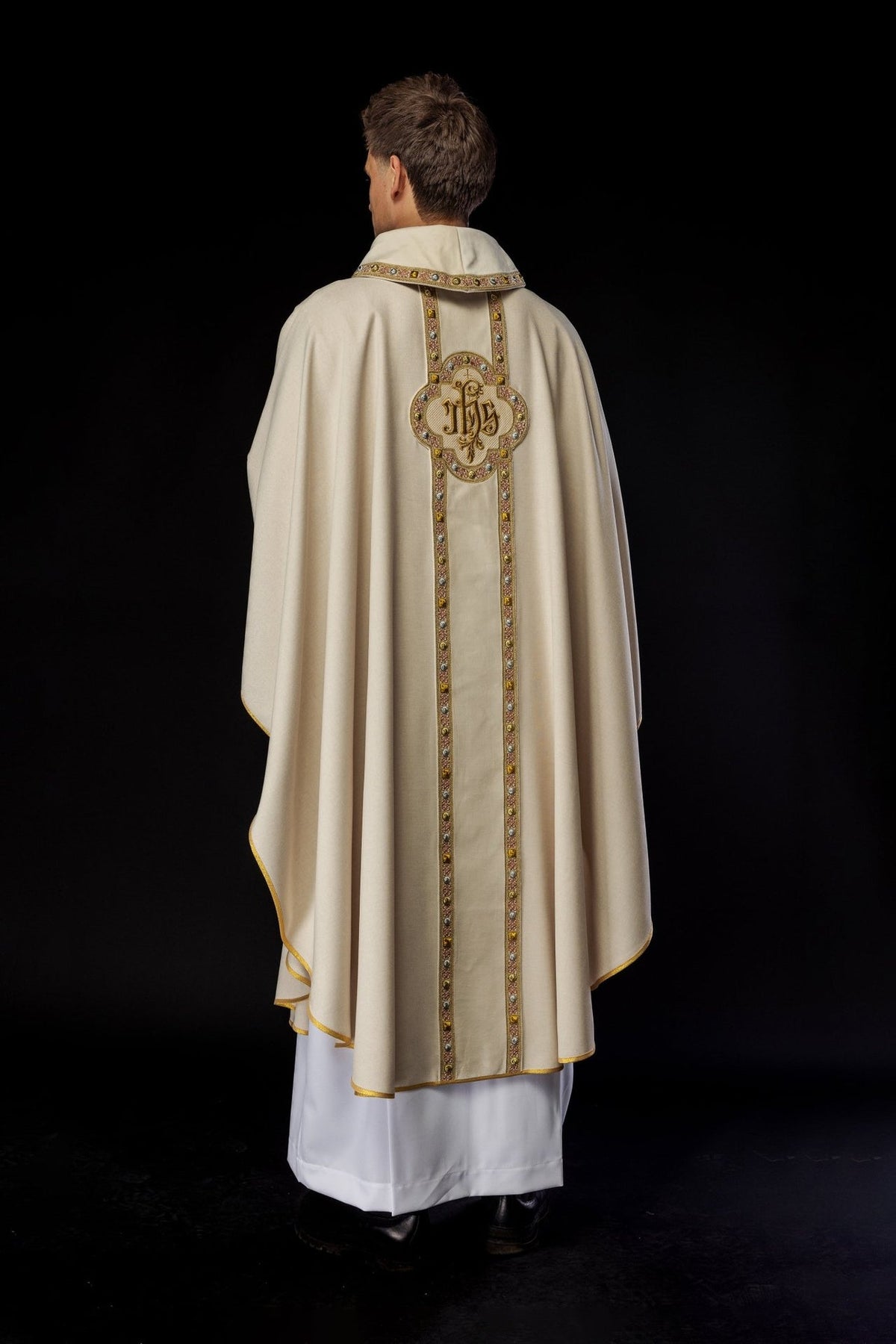 Ecru chasuble back view with long embroidered orphrey