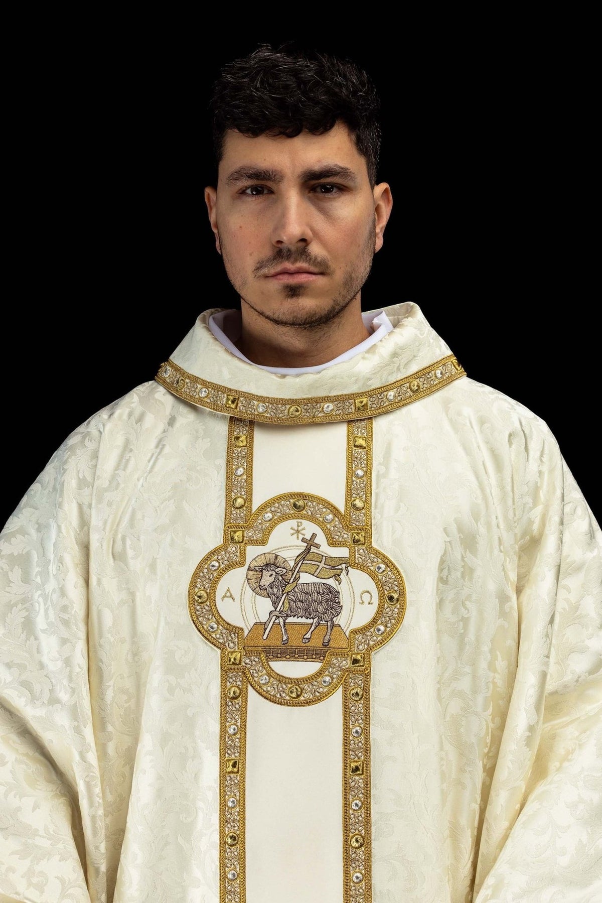 Ecru chasuble upper front with stand-up collar and Paschal Lamb embroidery